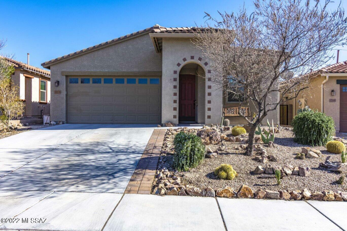 Property Photo: 12174 N Golden Mirror Drive AZ 85658