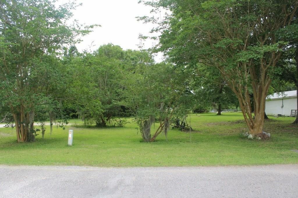 Property Photo:  5026 S Prien Lake Road  LA 70605 