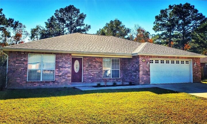 6201 Fagan Circle  Deridder LA 70634 photo
