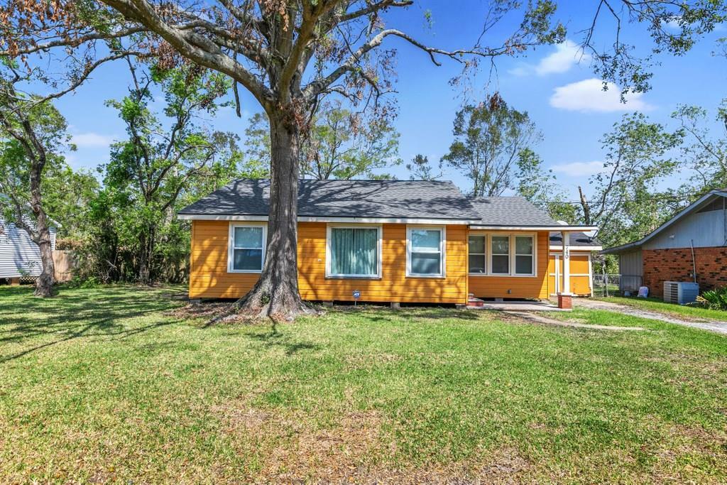 Property Photo:  740 Starlin Drive  LA 70663 