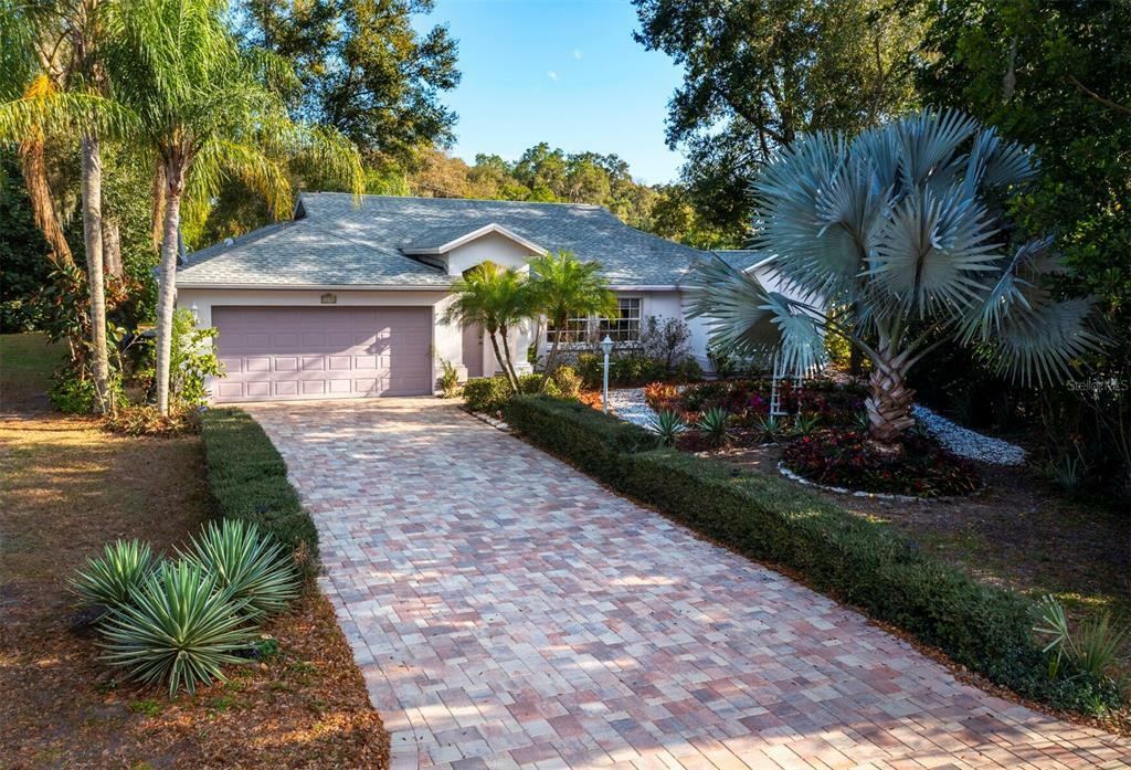 Property Photo: 4598 Hamlets Grove Drive FL 34235