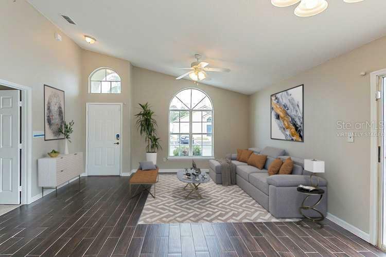 Property Photo:  401 Horizon Drive  FL 32708 