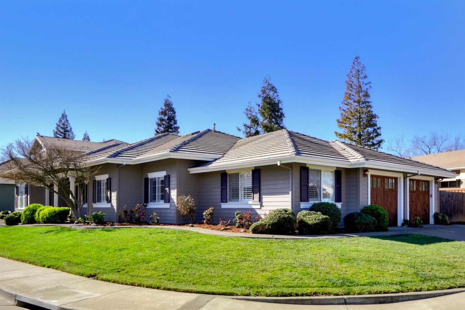 Property Photo: 1782 Mariposa Circle CA 95618