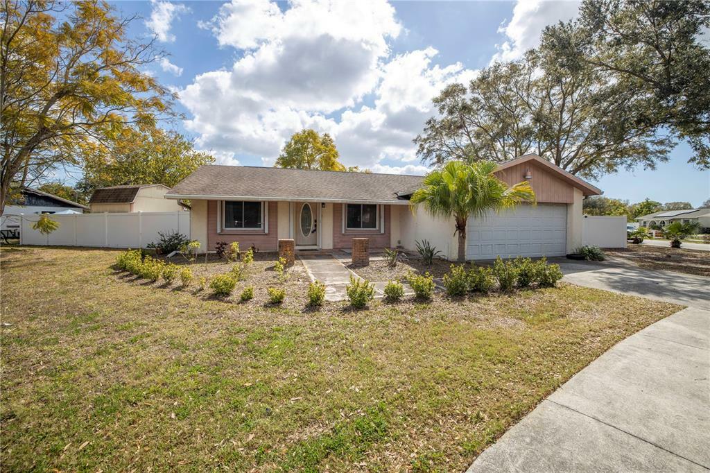 Property Photo:  12691 Cumberland Drive  FL 33773 