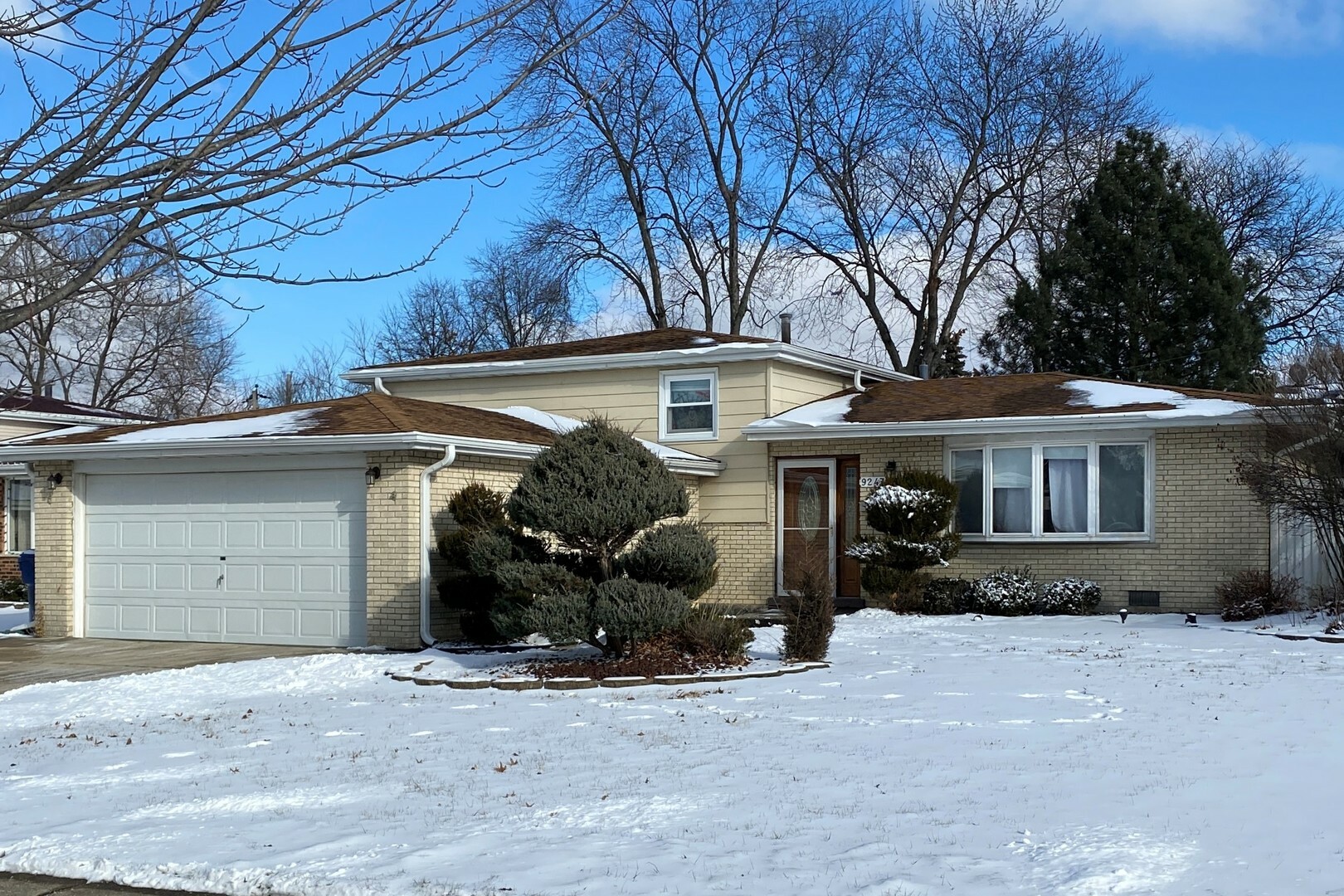 Property Photo:  9247 S 90th Avenue  IL 60457 