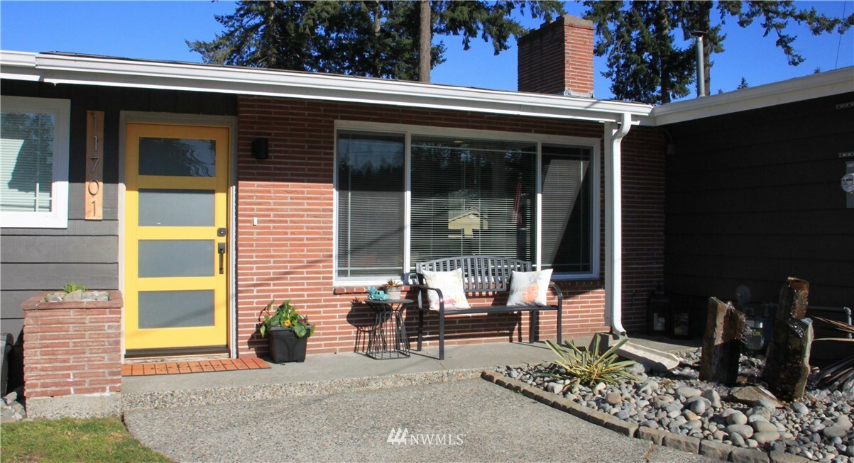 Property Photo:  11701 Old Military Road SW  WA 98498 