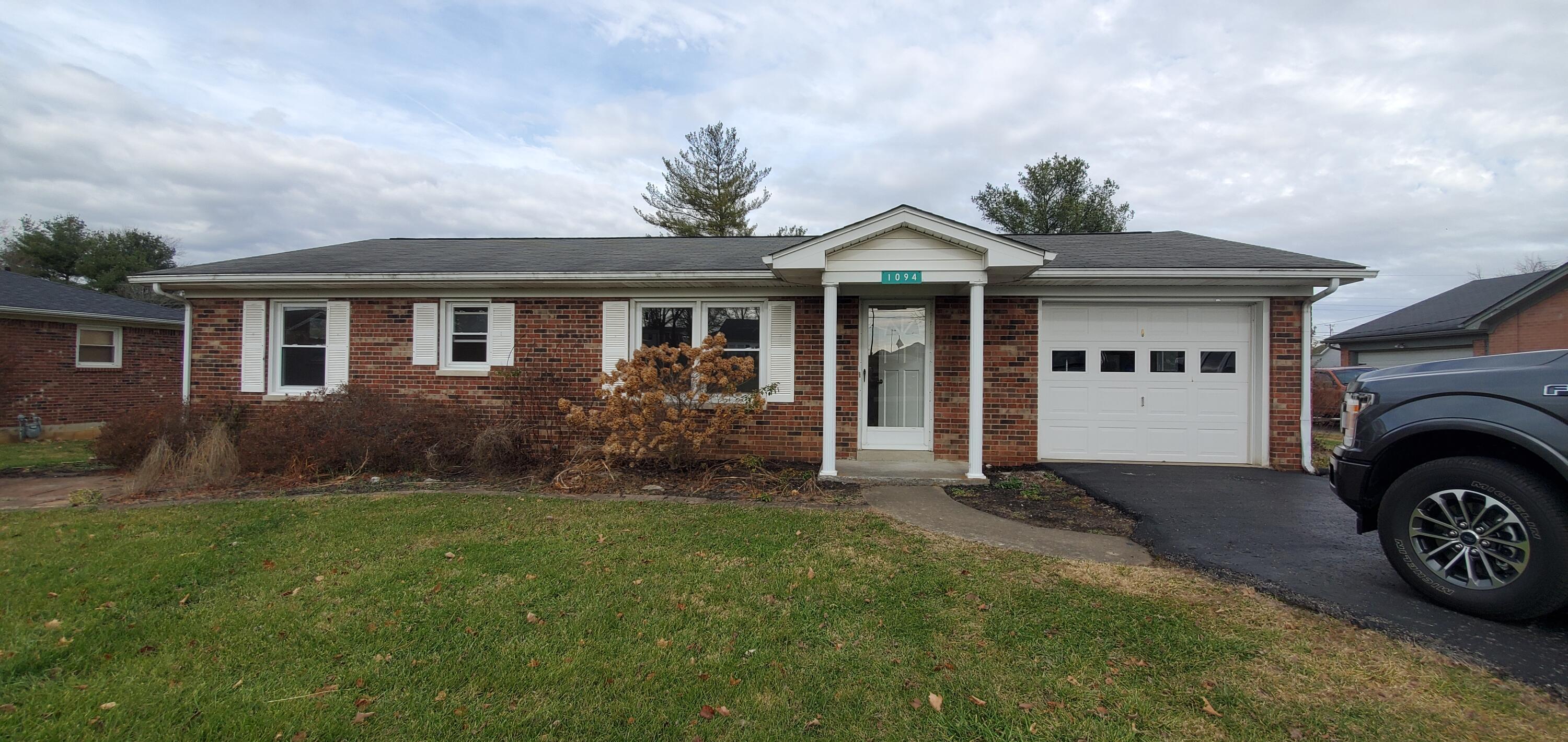 Property Photo: 1094 Mackville Road KY 40330