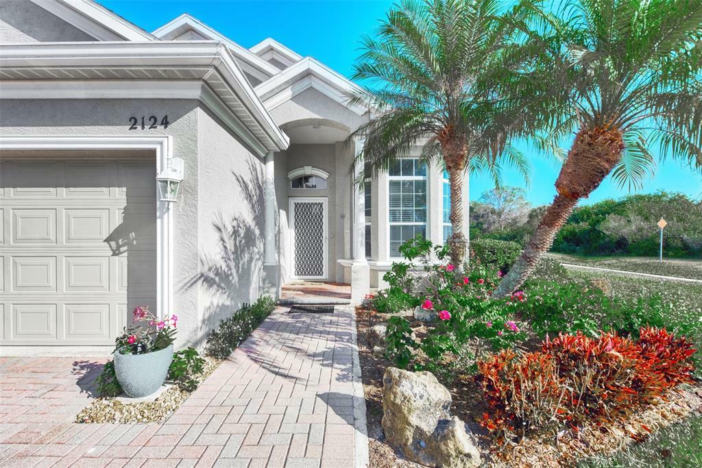 Property Photo:  2124 Mattamy Court  FL 34292 