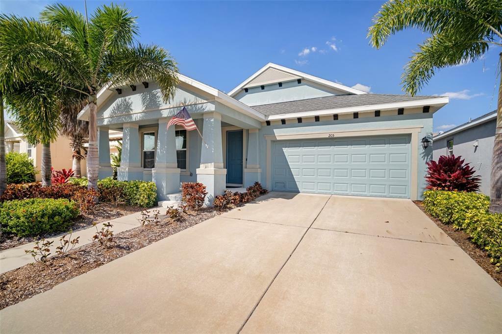 Property Photo:  205 Shell Creek Court  FL 33572 