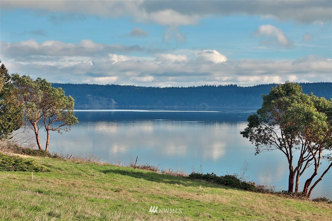 Property Photo:  0 Rainbow Lane  WA 98253 