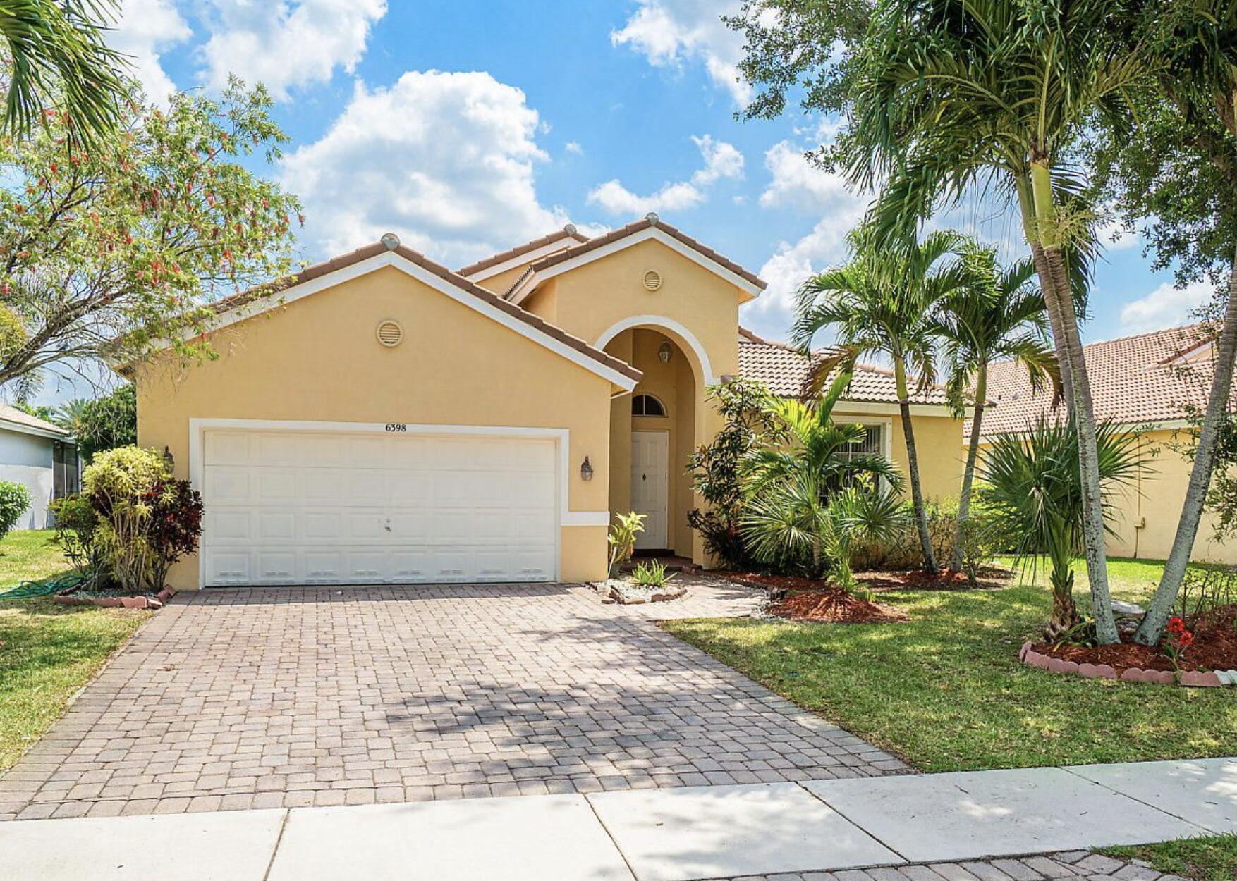 Property Photo: 6398 C Durham Drive FL 33467