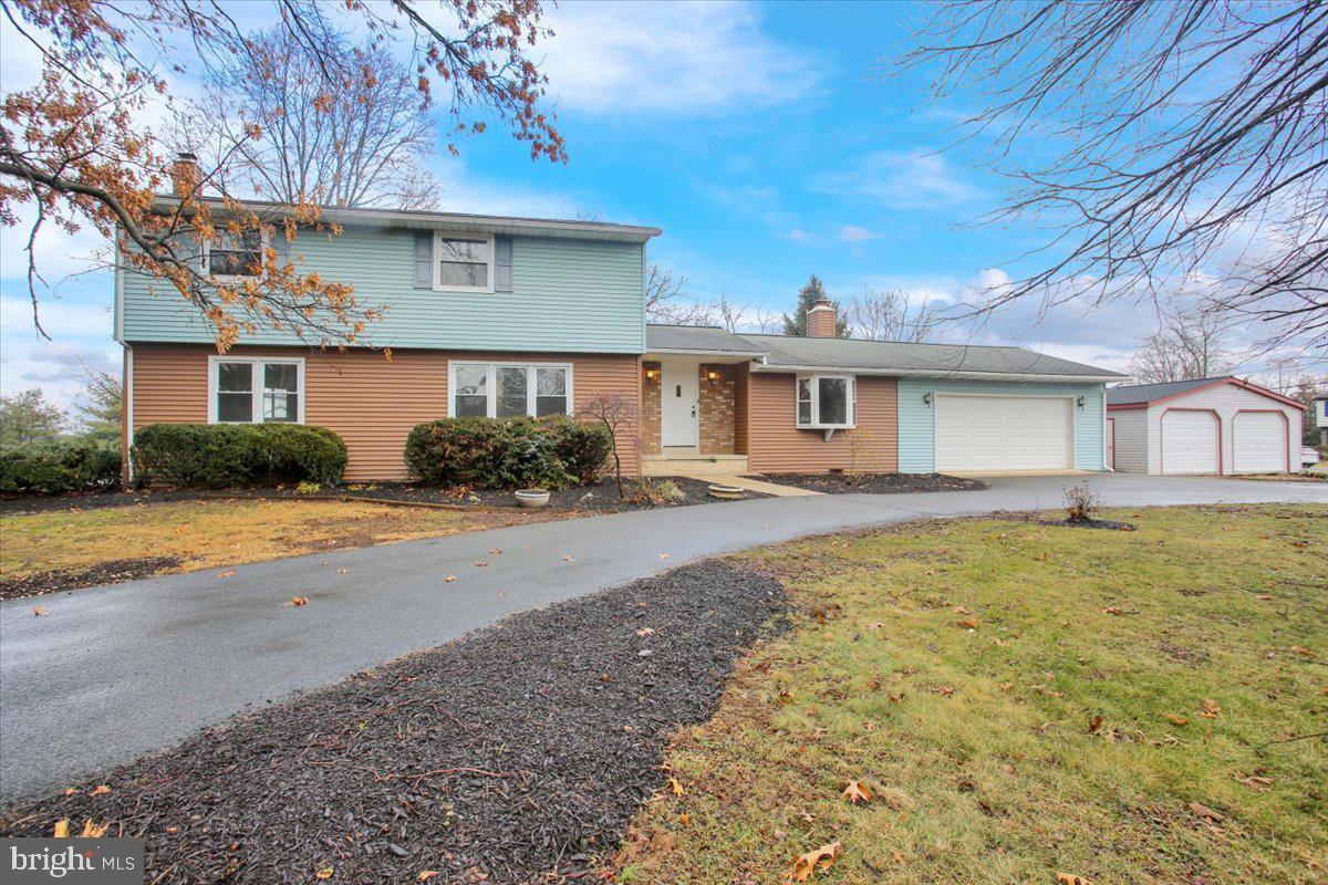 Property Photo: 371 E Wesner Road PA 19510