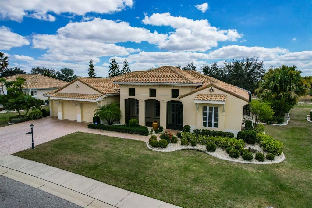 Property Photo:  506 Rimini Vista Way  FL 33573 