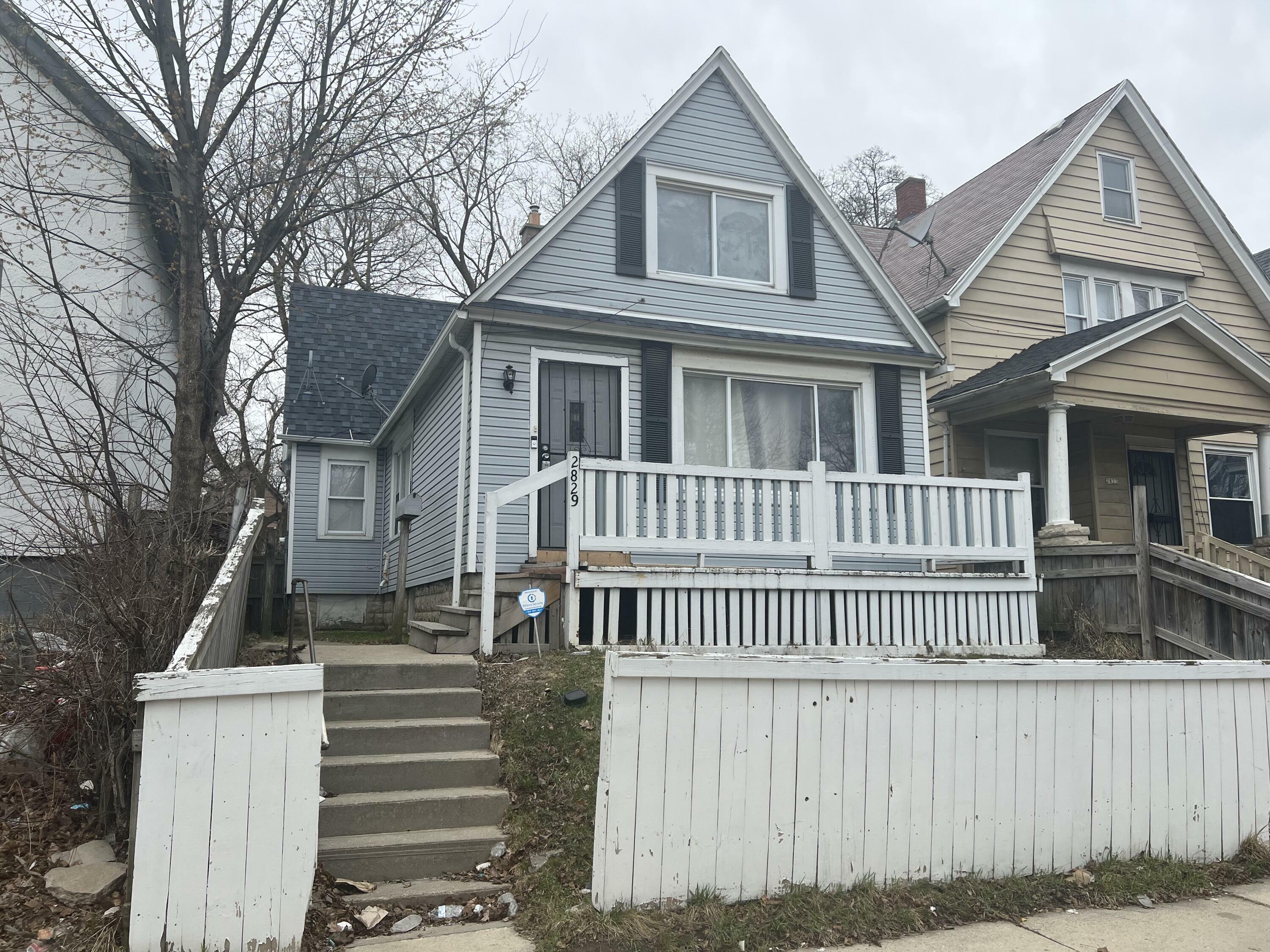 Property Photo:  2829 N 24th St  WI 53206 