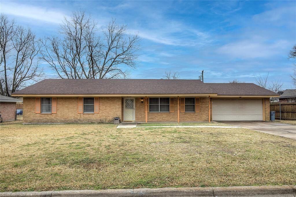 Property Photo:  620 Plano Street  TX 75482 