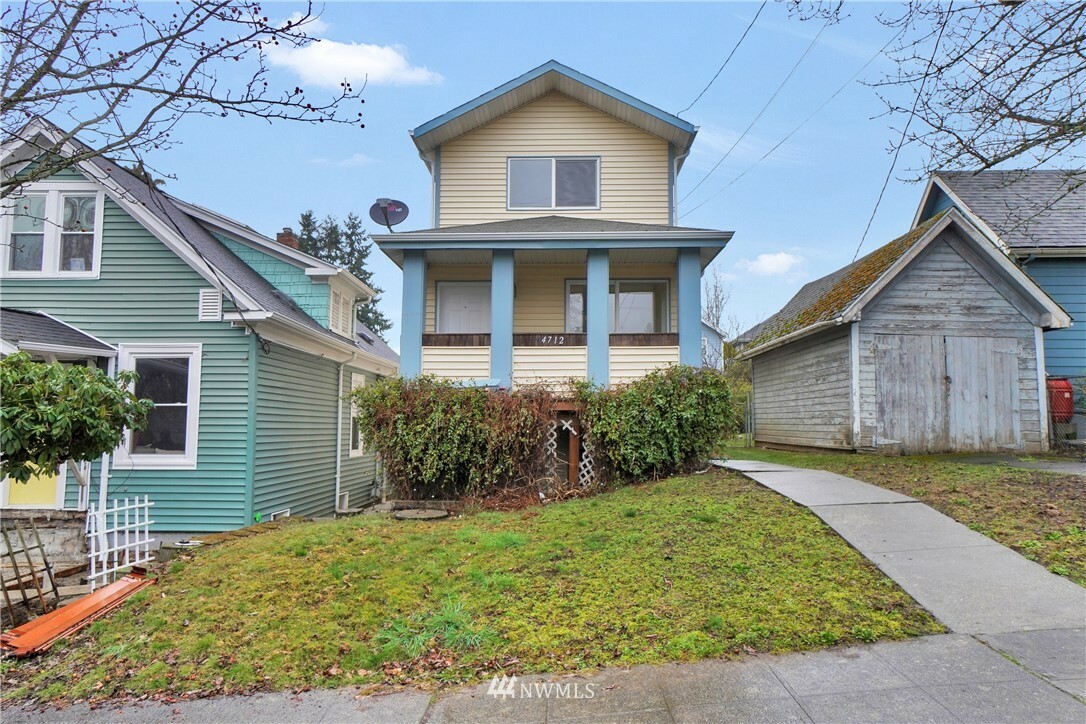 Property Photo: 4712 S Orcas Street WA 98118