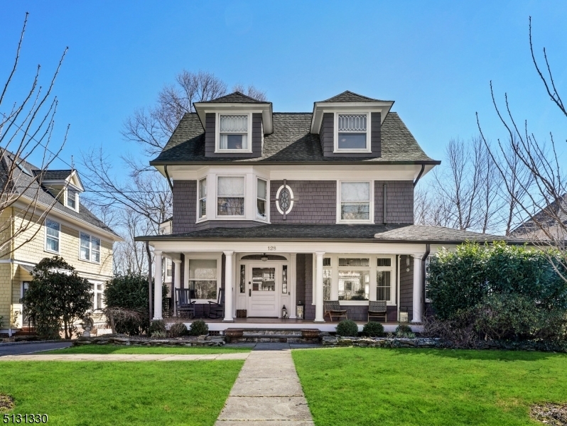 128 Maplewood Ave  Maplewood Twp. NJ 07040 photo