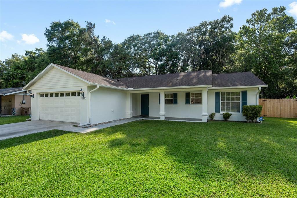 Property Photo: 2818 NW 4th Avenue FL 34475