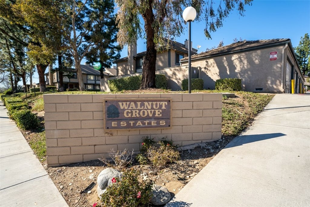 Property Photo:  571 W 9th Street  CA 91786 