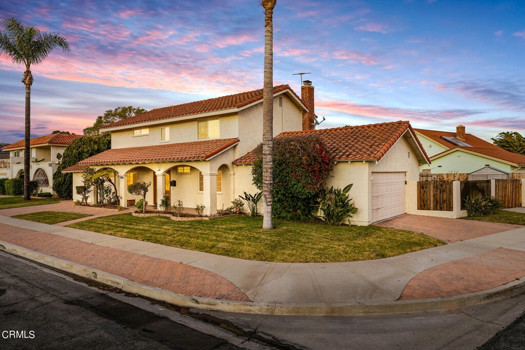 Property Photo: 1456 E Barca Street CA 93010