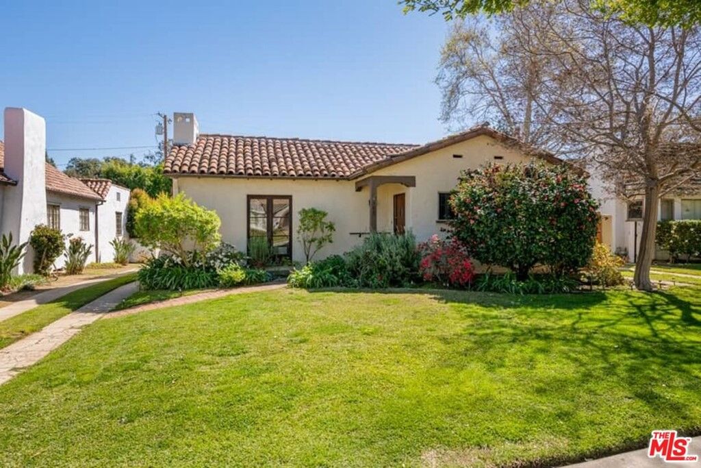 Property Photo: 500 Plymouth Road CA 91108