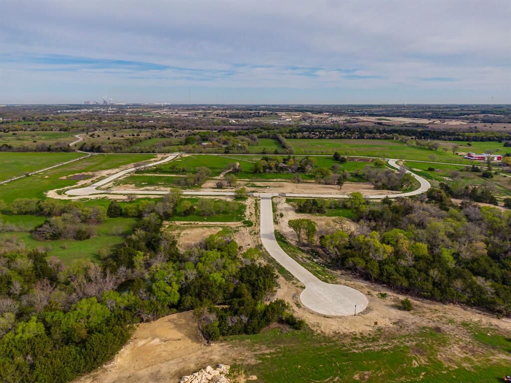 Property Photo:  3621 Jack's Loop  TX 76065 
