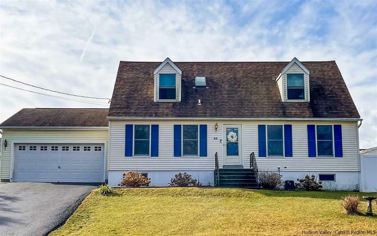 Property Photo:  34 Greenbrook  NY 12401 