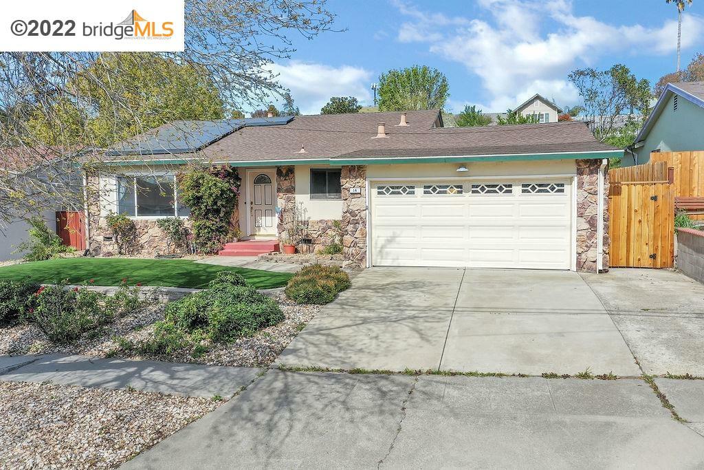 Property Photo: 14 Clearbrook Road CA 94509-6033