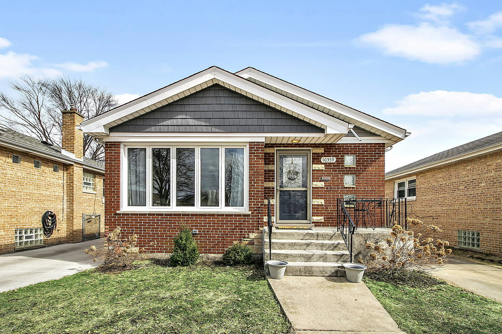 Property Photo:  10359 S Saint Louis Avenue  IL 60655 