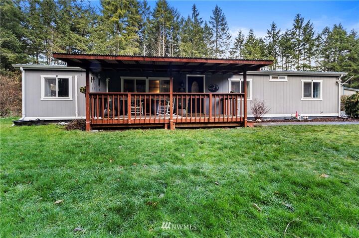 Property Photo: 6115 254th Street Ct E WA 98338