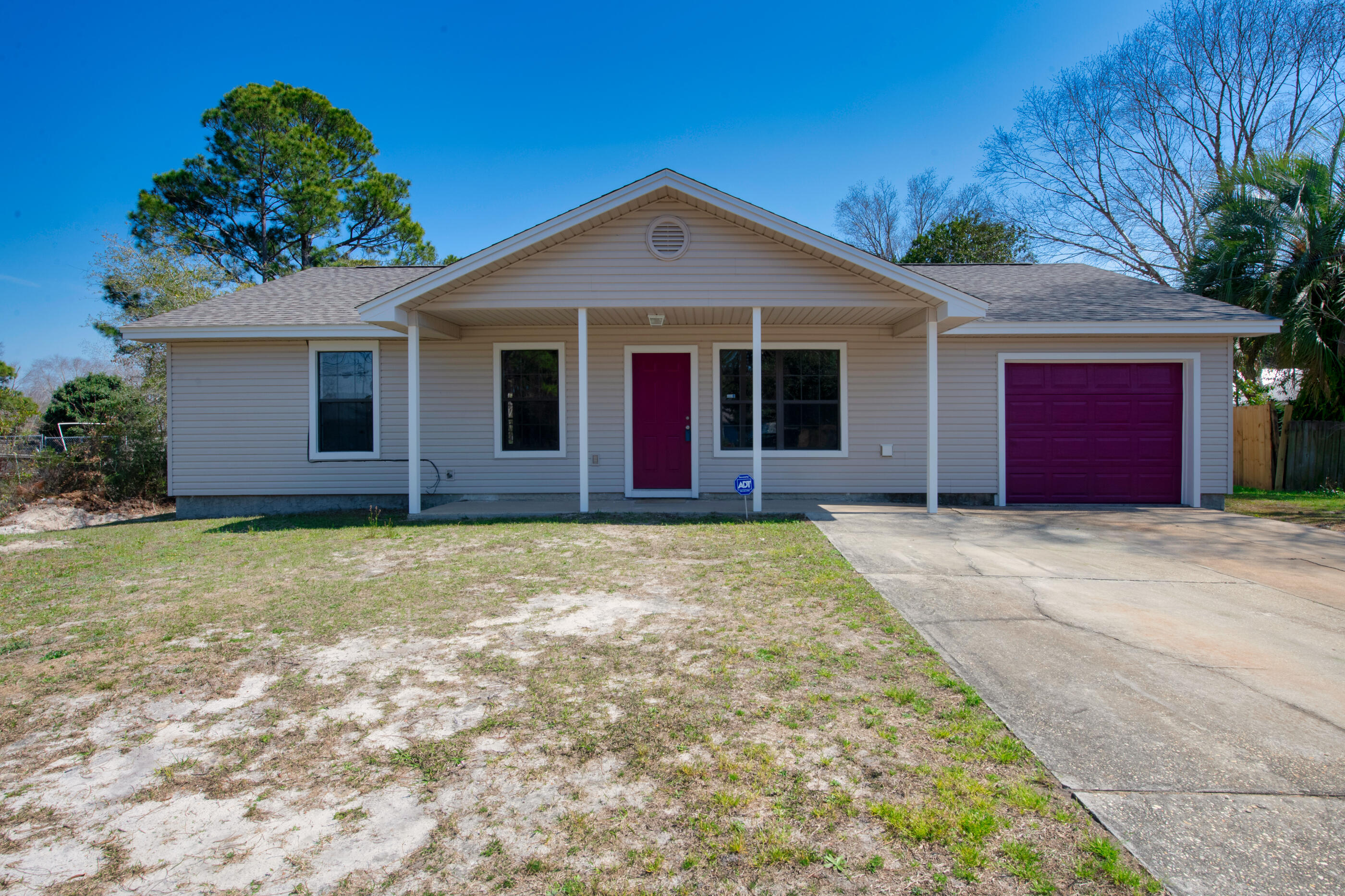 Property Photo: 2228 Salamanca Street FL 32566