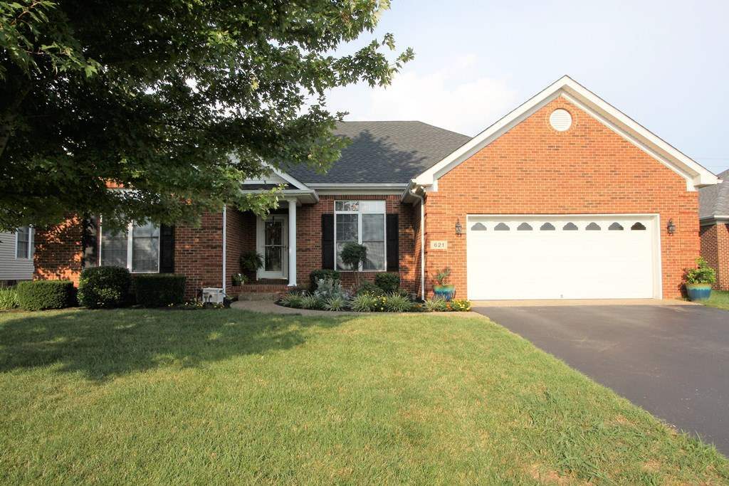 Property Photo:  621 Muirfield Circle  KY 42104 