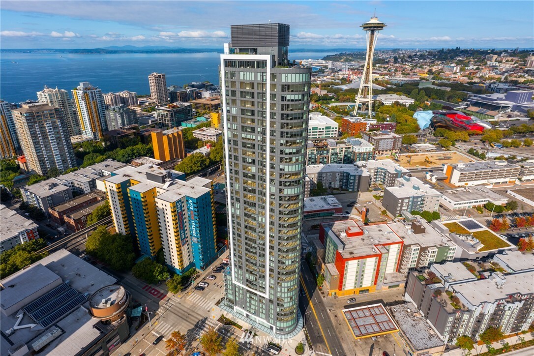 Property Photo: 2510 6th Avenue 805 WA 98121
