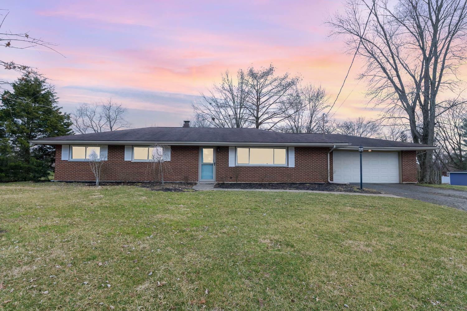 Property Photo: 215 Hoffmann Ave OH 45036