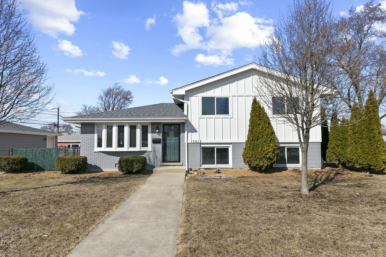 Property Photo:  10612 Forest Lane  IL 60415 