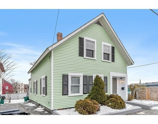 Property Photo:  61 Snow St  MA 01420 