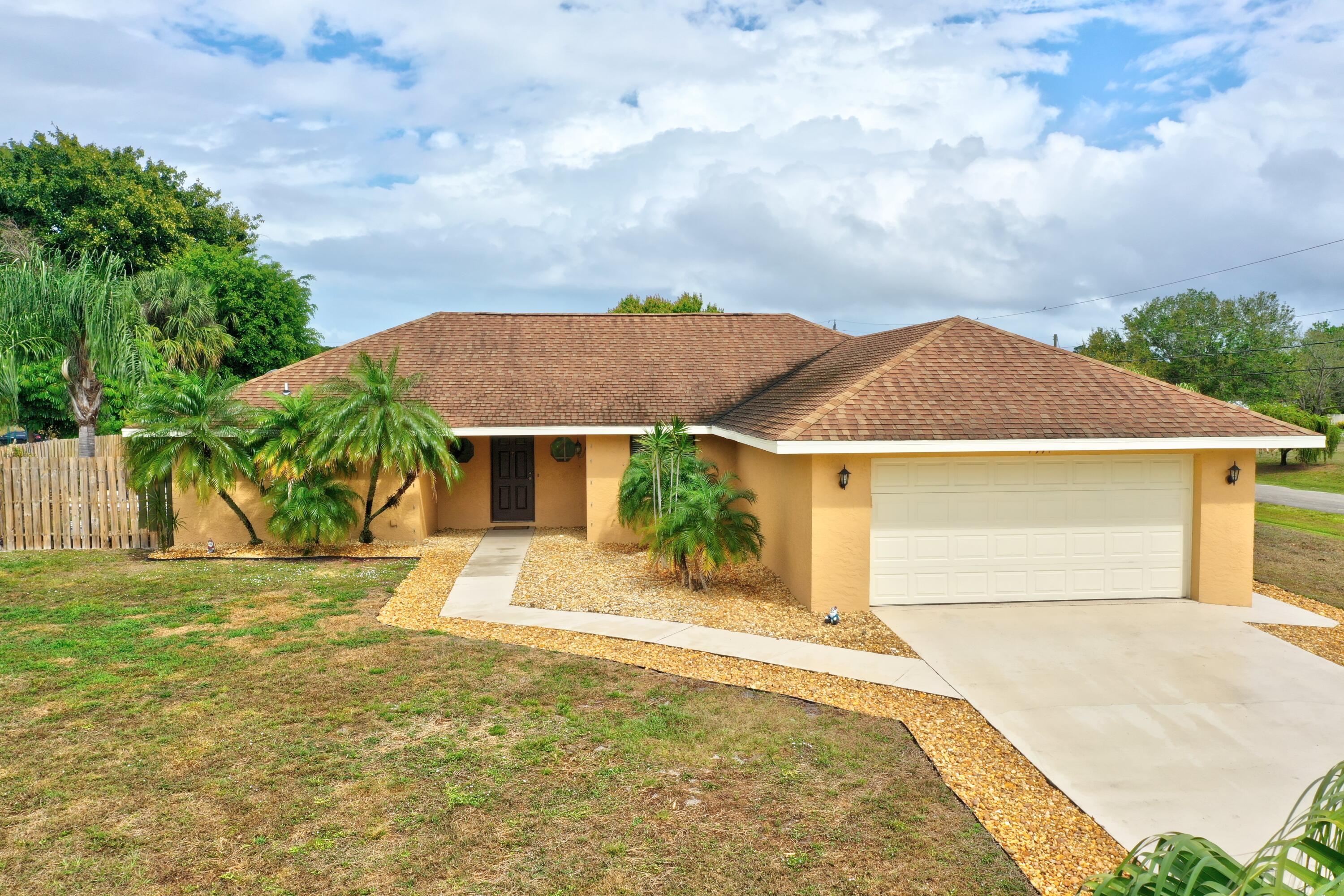 Property Photo: 1991 SE Aires Lane FL 34984