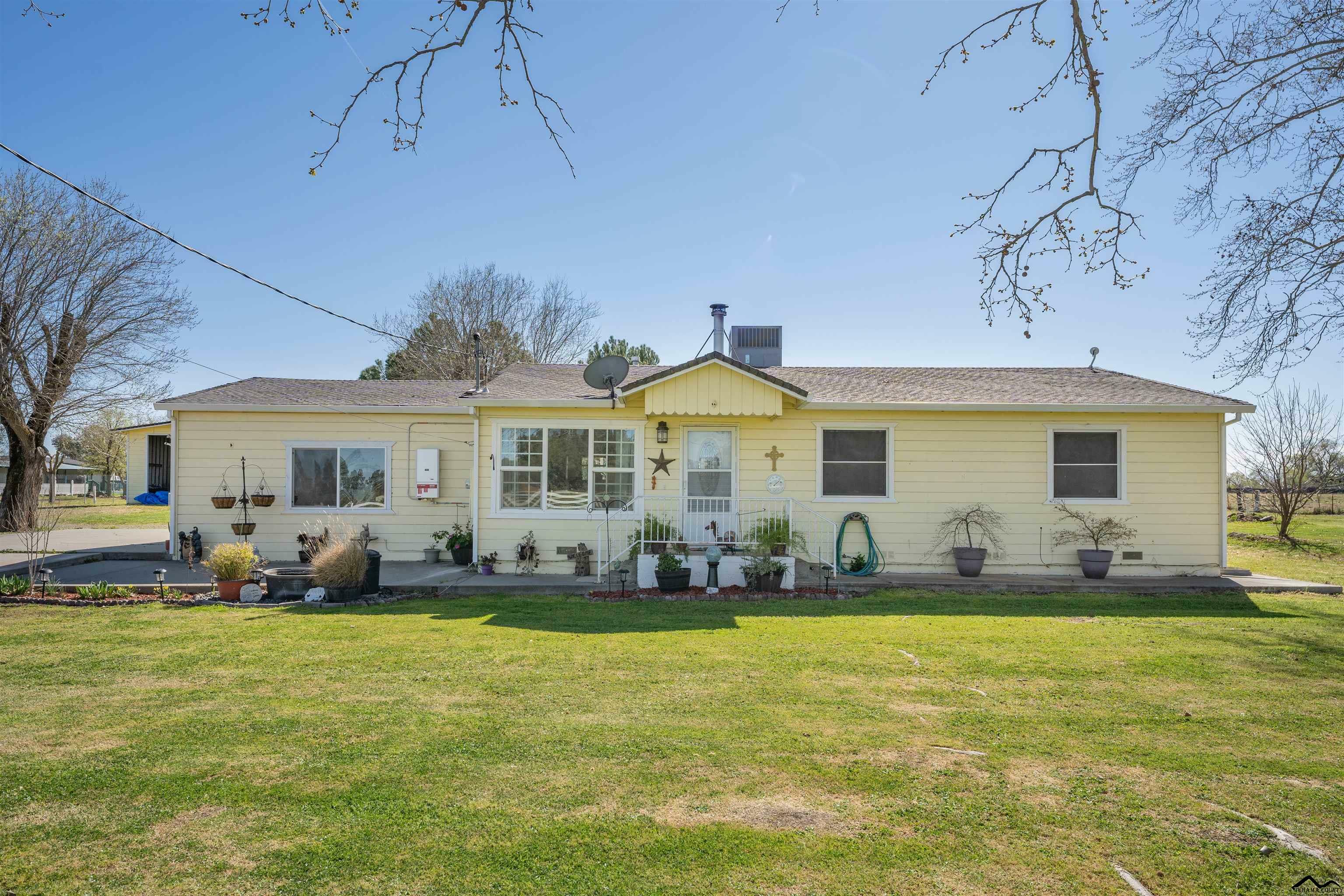 Property Photo:  23121 Pomona Avenue  CA 96035 