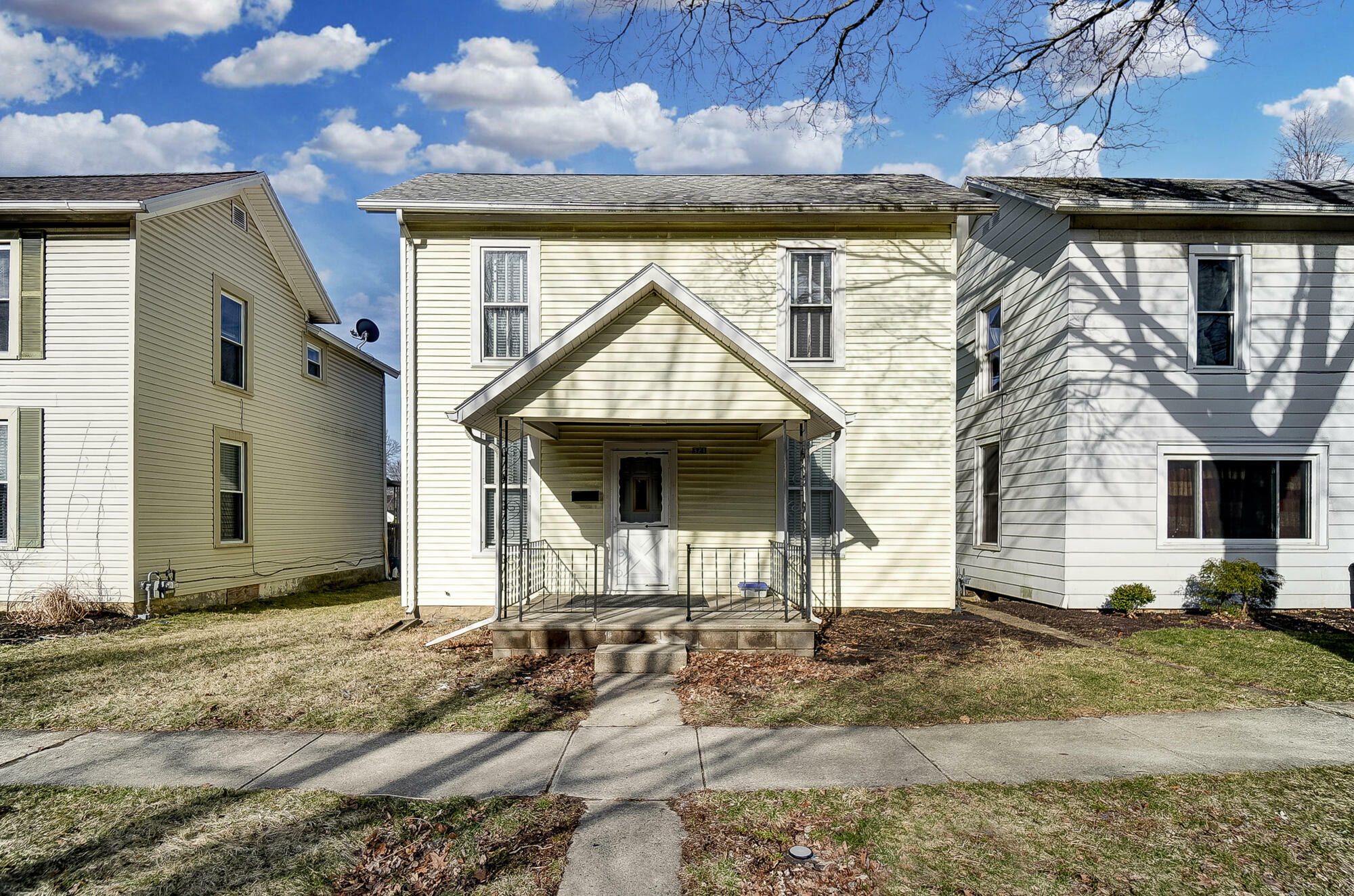 Property Photo:  321 N Park Street  OH 43311 