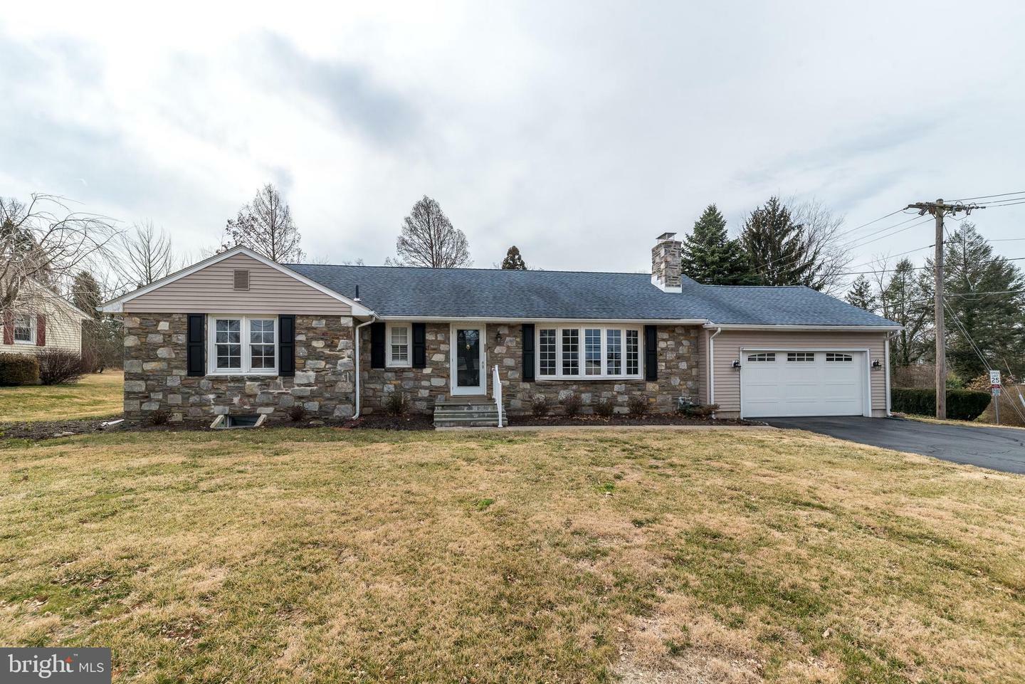 Property Photo:  402 Cowpath Road  PA 19446 