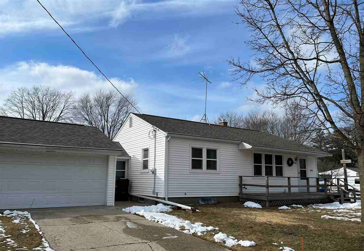 Property Photo:  3109 Boston St  MI 48642 