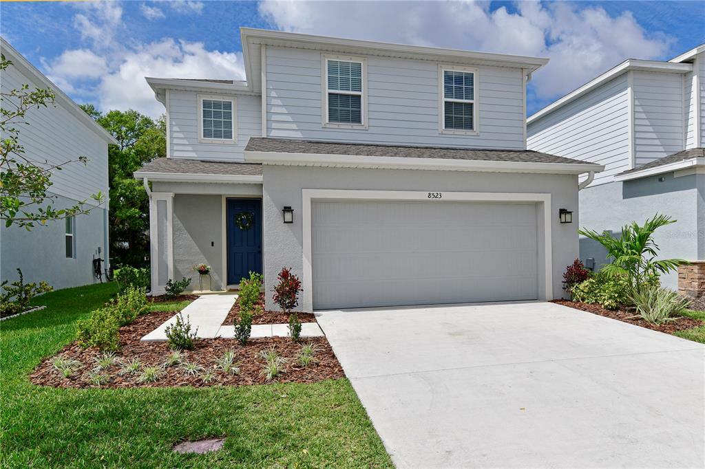 Property Photo:  8523 Rain Lily Crossing  FL 34219 