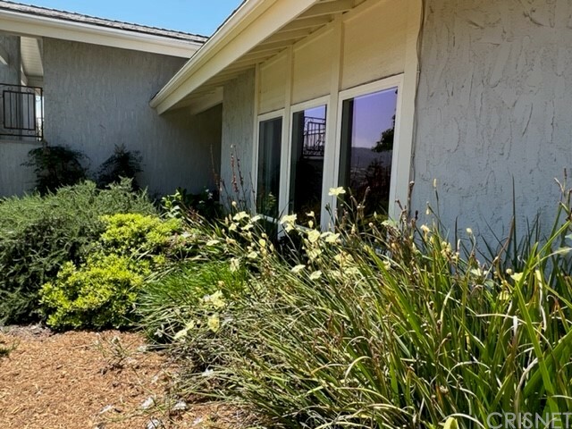 Property Photo:  4335 Cherry Hills Lane  CA 91356 