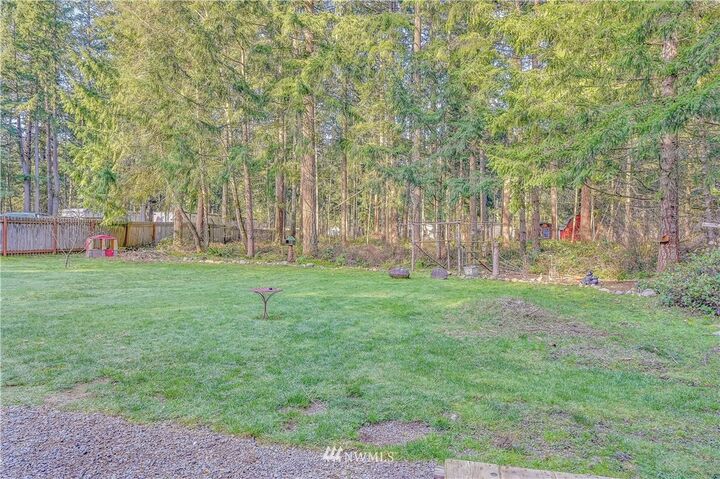 Property Photo:  20320 Orting Kapowsin Highway E  WA 98338 