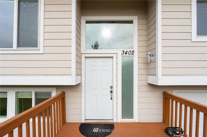 Property Photo: 3402 Centennial Way NE WA 98422