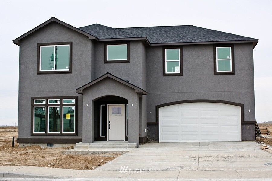Property Photo:  902 P Street SW  WA 98848 