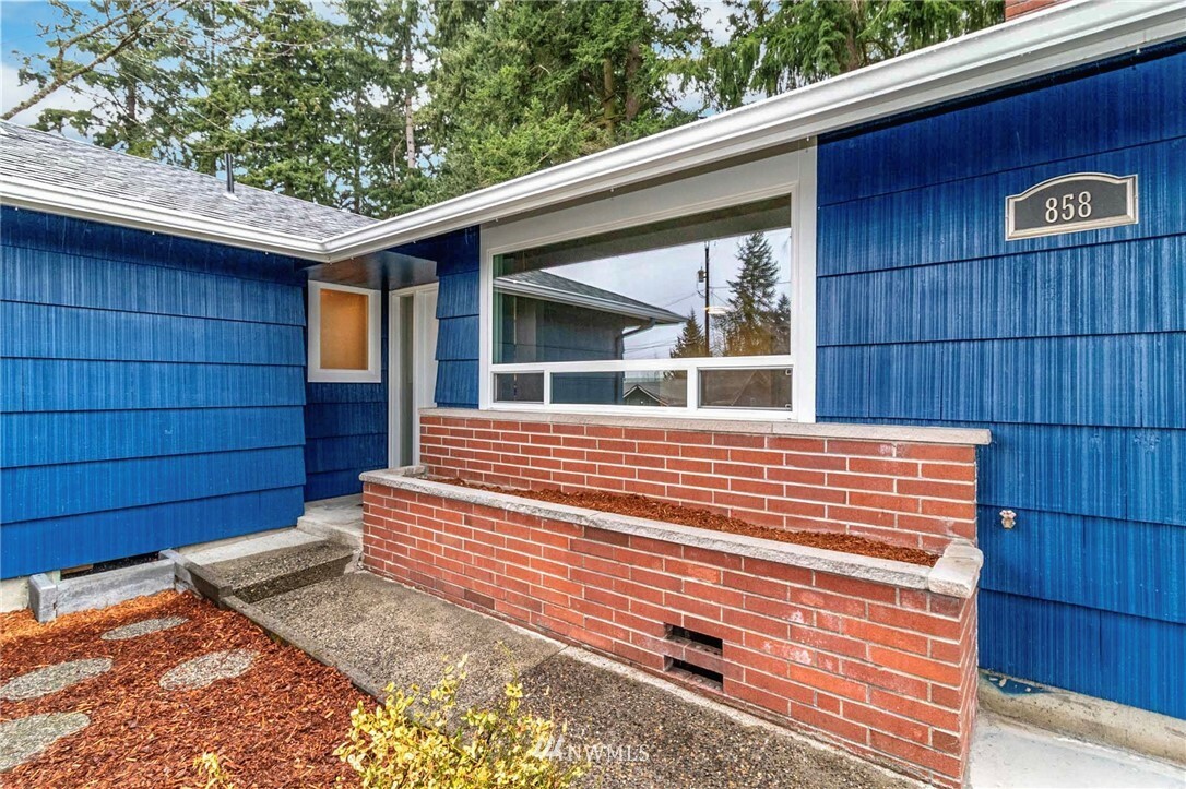 Property Photo:  858 E Lane Avenue  WA 98030 