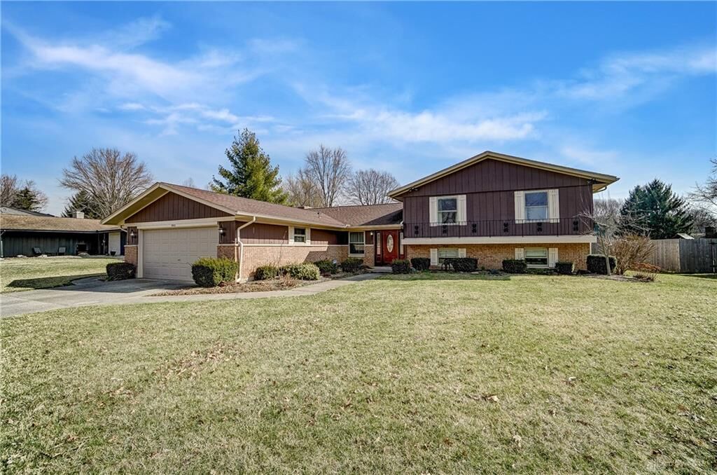 Property Photo: 8916 Spring Run Lane OH 45458