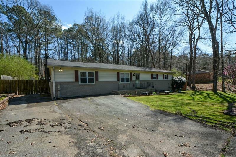 Property Photo: 9022 Meadow Drive GA 30122