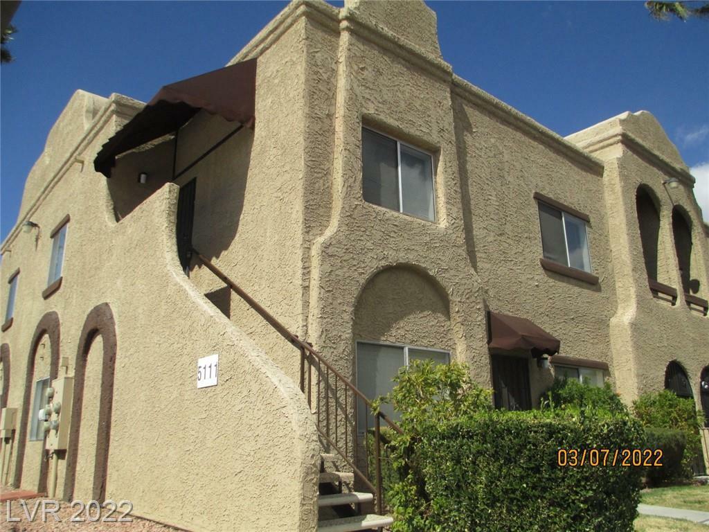 Property Photo:  5111 Pioneer Avenue 204  NV 89146 